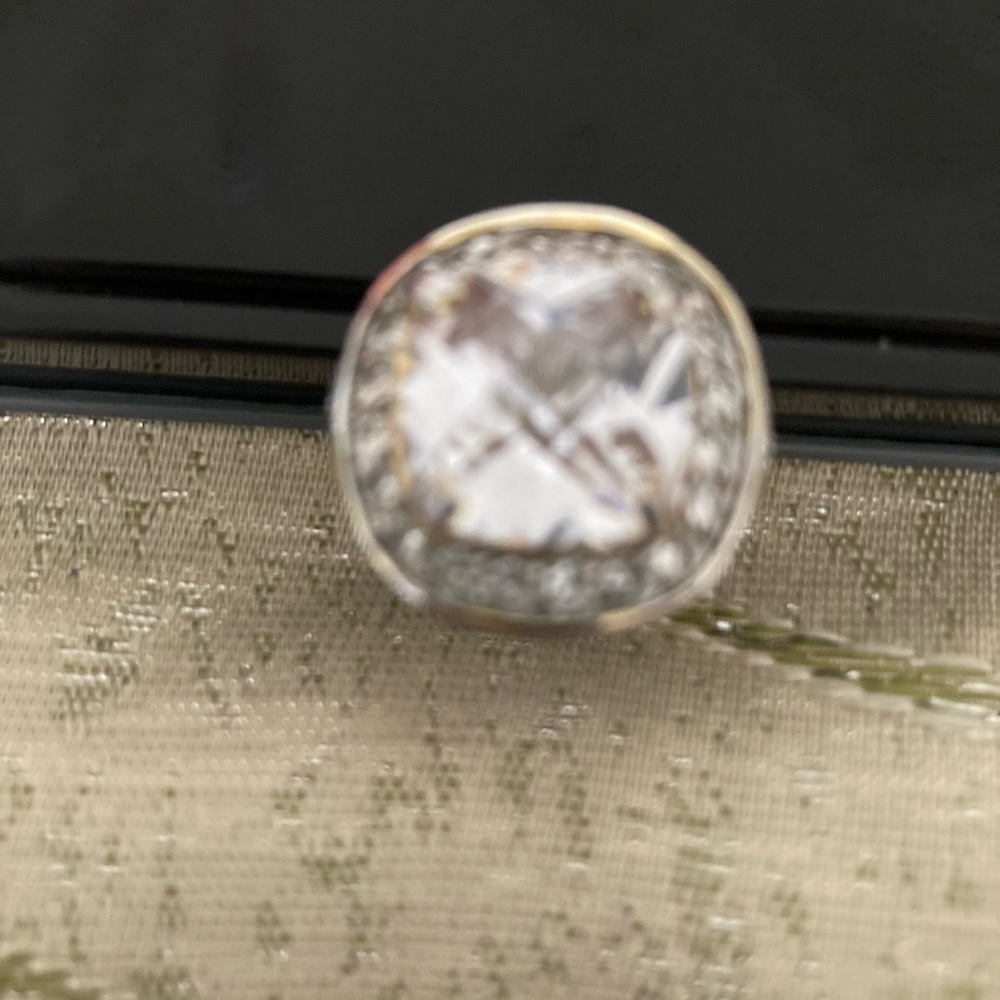 Women’s Rings - Picture 5 of 5